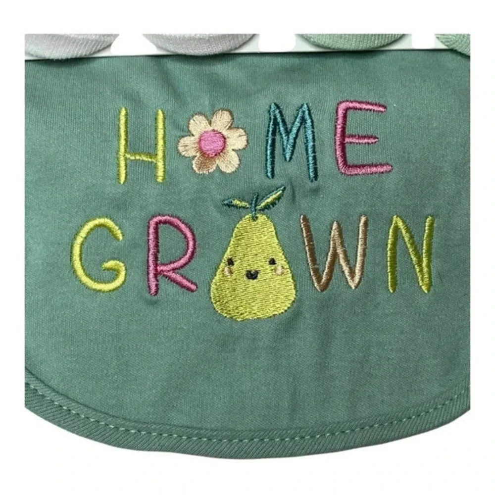 Duck Duck Goose Bib and Sock Set Infant One Size Pink Green 5pc‎ Home Grown New